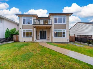 8563 11th Ave, Burnaby, BC