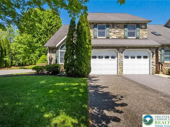 3171 Rachel Dr, Bethlehem, PA 18020