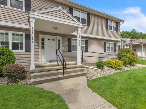 665 Center St Unit 314, Ludlow, MA 01056