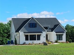 8805 Colgate Rd, Stokesdale, NC 27357