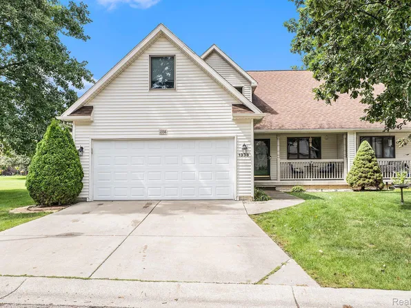 1338 Sunset Blvd, Flint, MI 48507