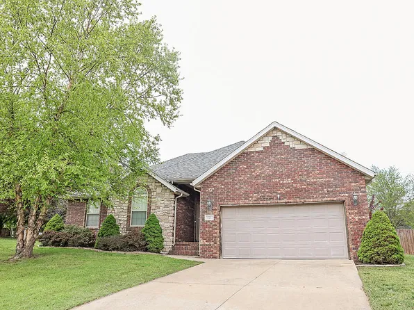 611 S Monterrey Avenue, Springfield, MO 65802