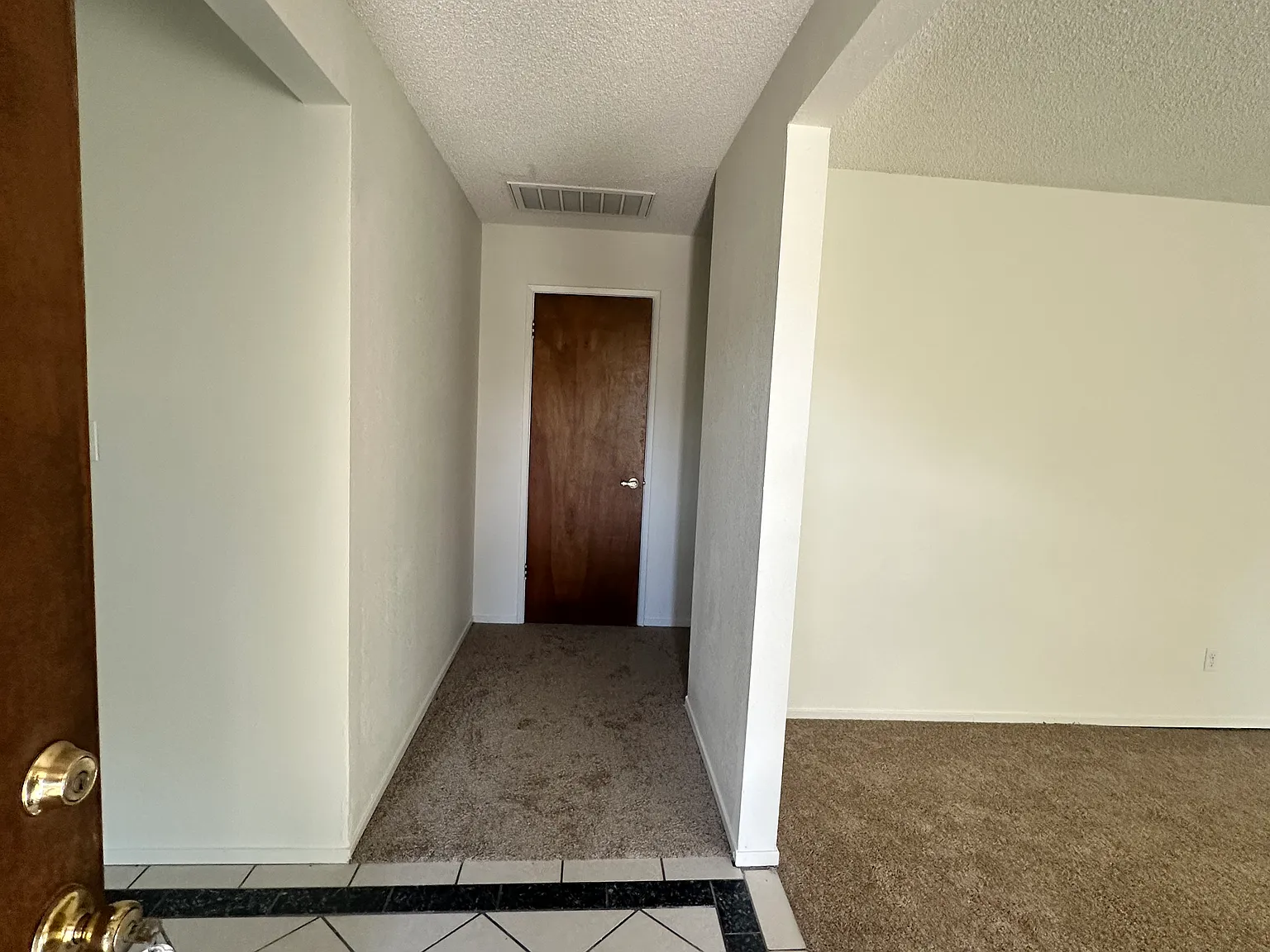 3 bed, 1339 sqft, $3,000 — Photo 3