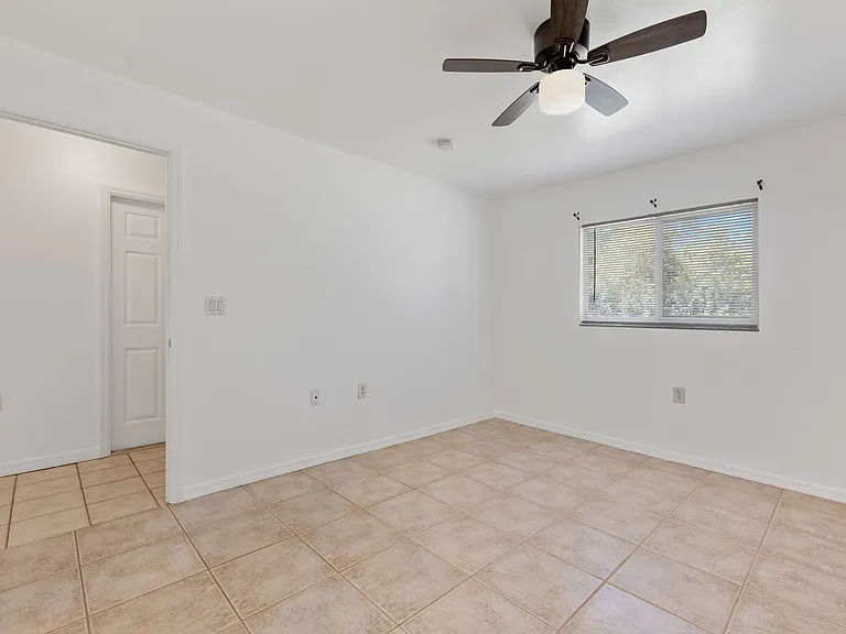 221 Meadow Rd — Photo 14