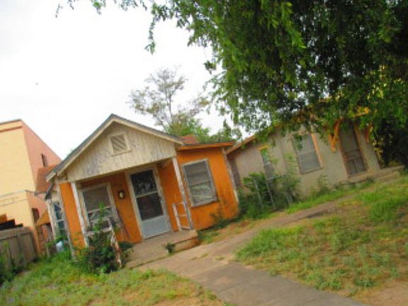 5th image of 602 S 15th St