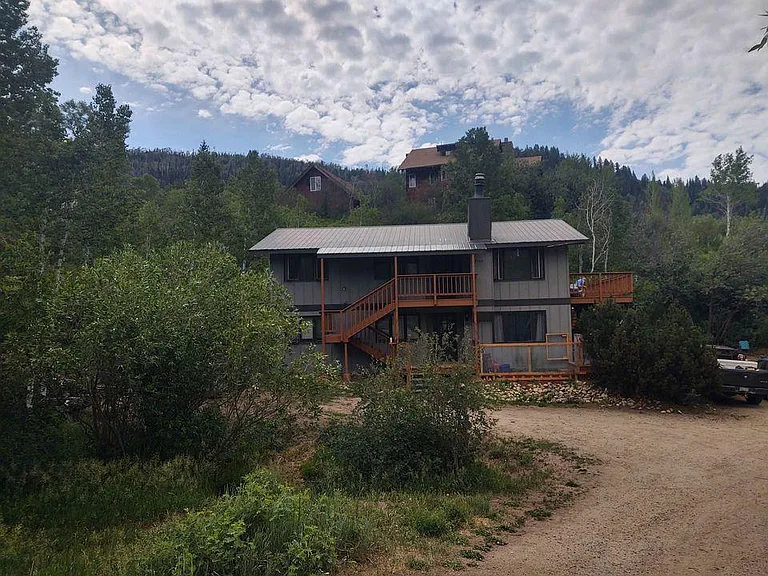 2562 Cortina Ln — Photo 23