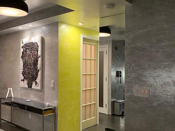 4th image of 10 West St APT 17A