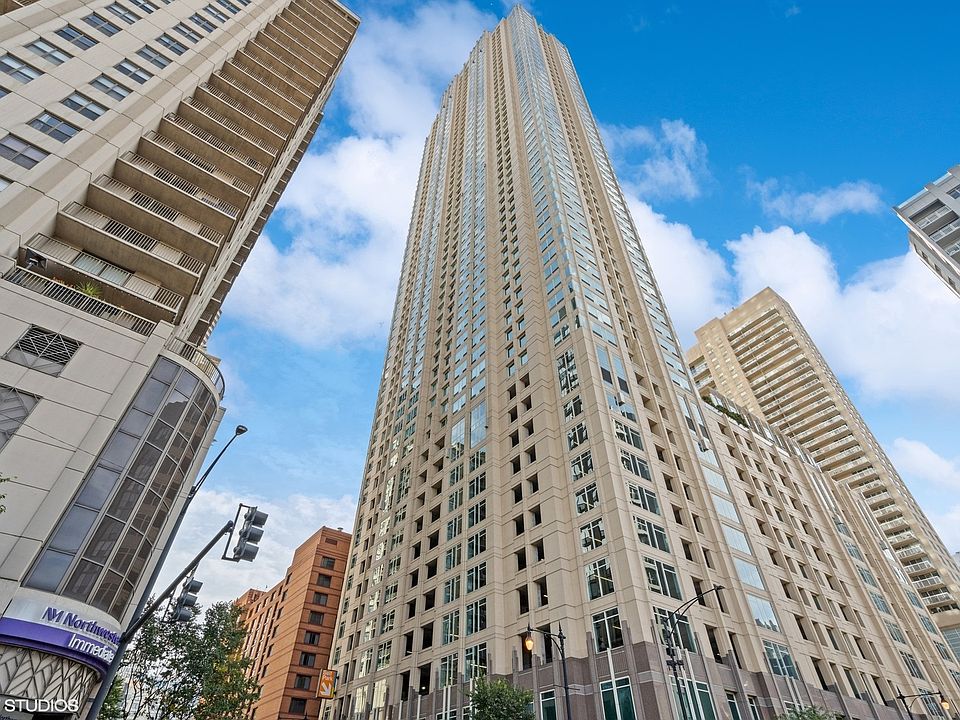 1st image of 33 W Ontario St APT 31G