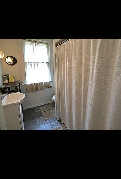286 Malvern St #A — Photo 8