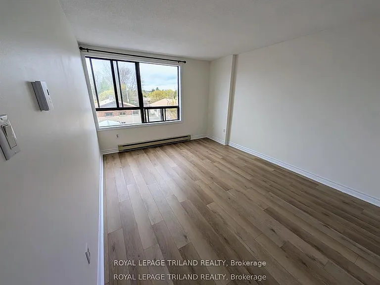 135 Base Line Rd W #306 — Photo 15