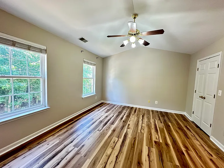 6225 Igo Rd — Photo 14