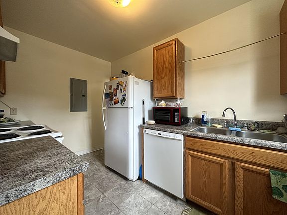 5th image of 1320 Kenmore Ave #C