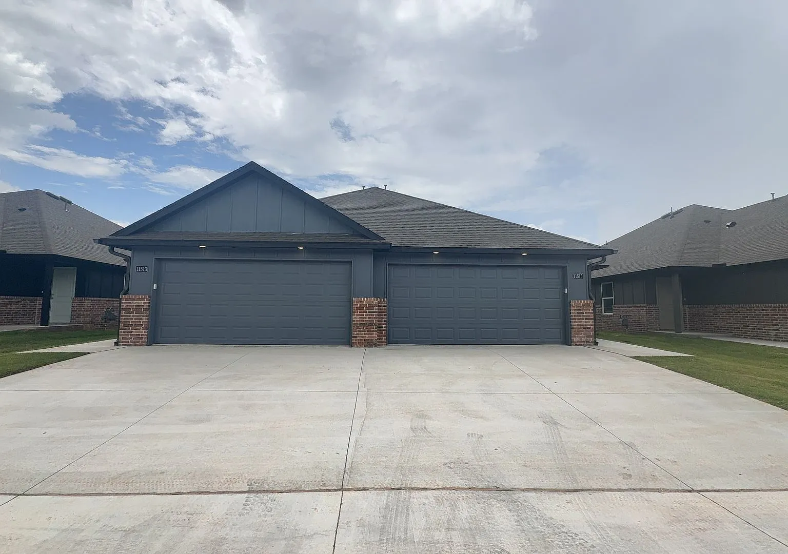 Welcome to Brand New Masonwood featuring this 3 Bedroom 2 Bath 2 Car Garage Duplex in a Great loc... — Photo 3