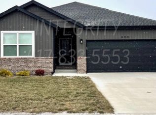 800 Hoffman Hills Blvd, Willard, MO 65781