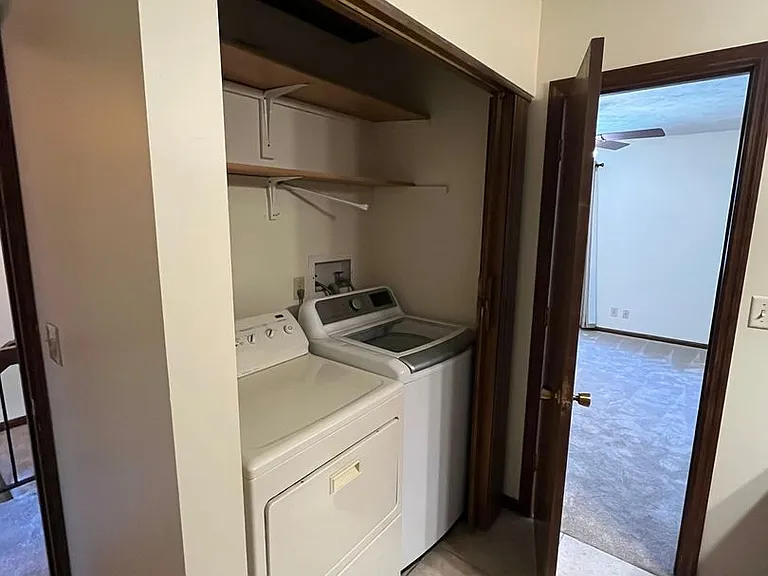 3027 W Capital Ave #5 — Photo 10