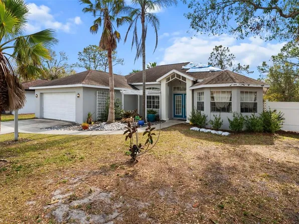 5574 Sweetwater Oak Dr, Sarasota, FL 34232