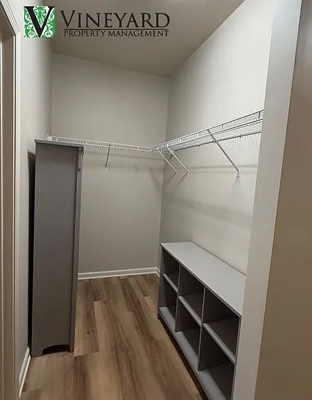 303 Cherokee Reserve Ct — Photo 33