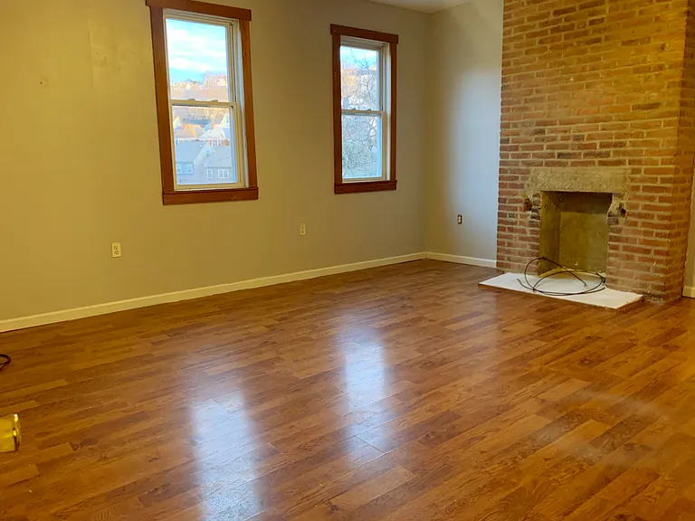 326 Merrimac St — Photo 6