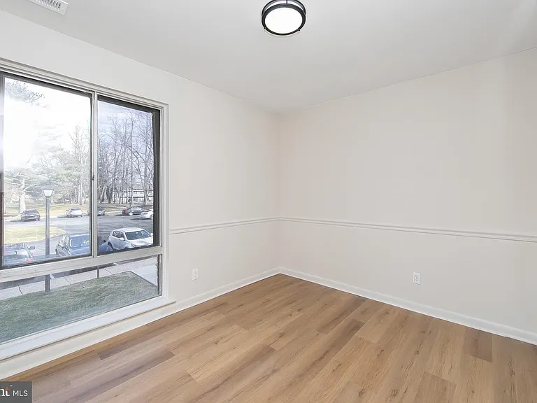 222 Echelon Rd #8 — Photo 17
