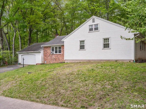295 Stevenson Road, New Haven, CT 06515