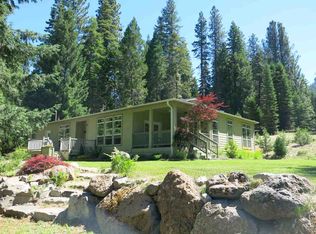 5716 N Old Stage Rd, Mount Shasta, CA 96067