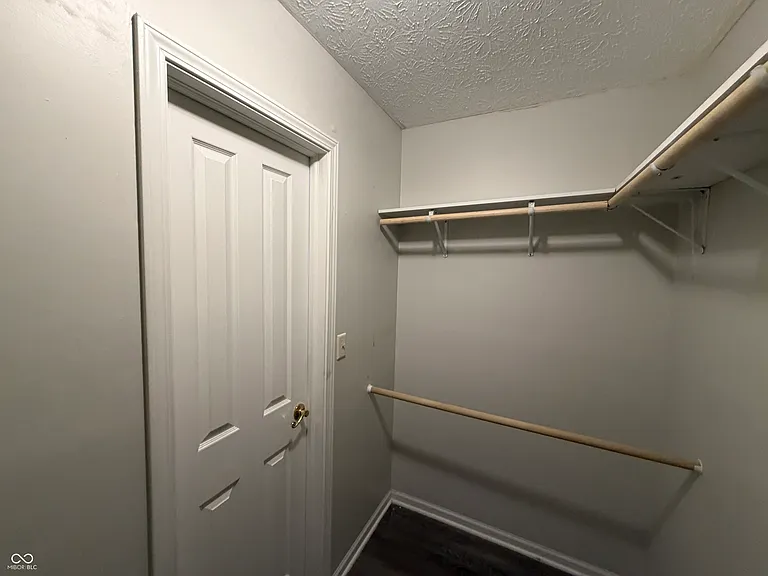 411 Garden Grace Dr — Photo 36