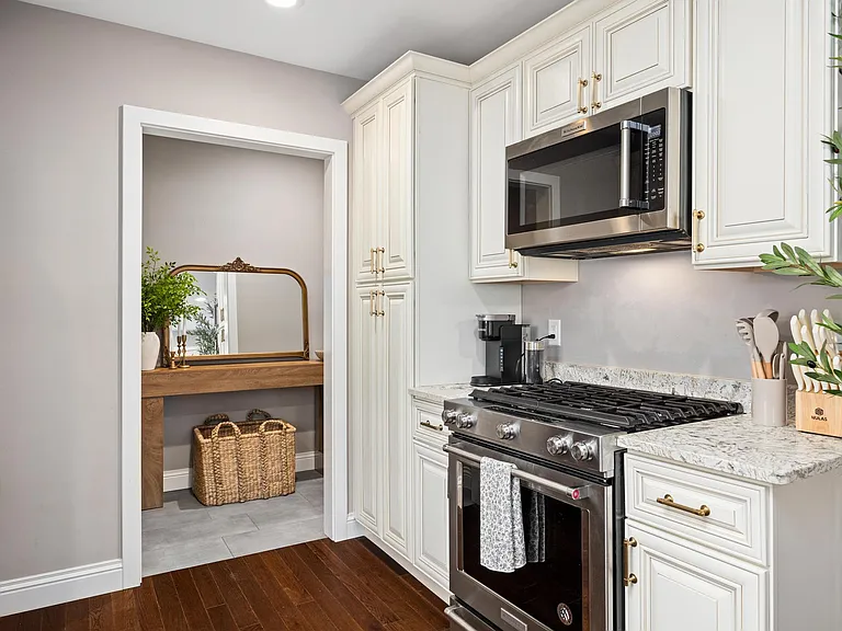 4805 N Columbus Ave — Photo 18