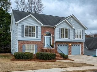 2315 Bretdale Rd, Duluth, GA 30096