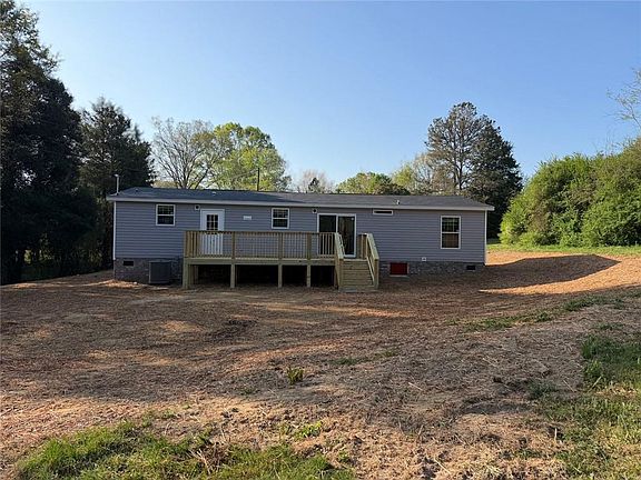 2nd image of 663 Moss Mill Rd