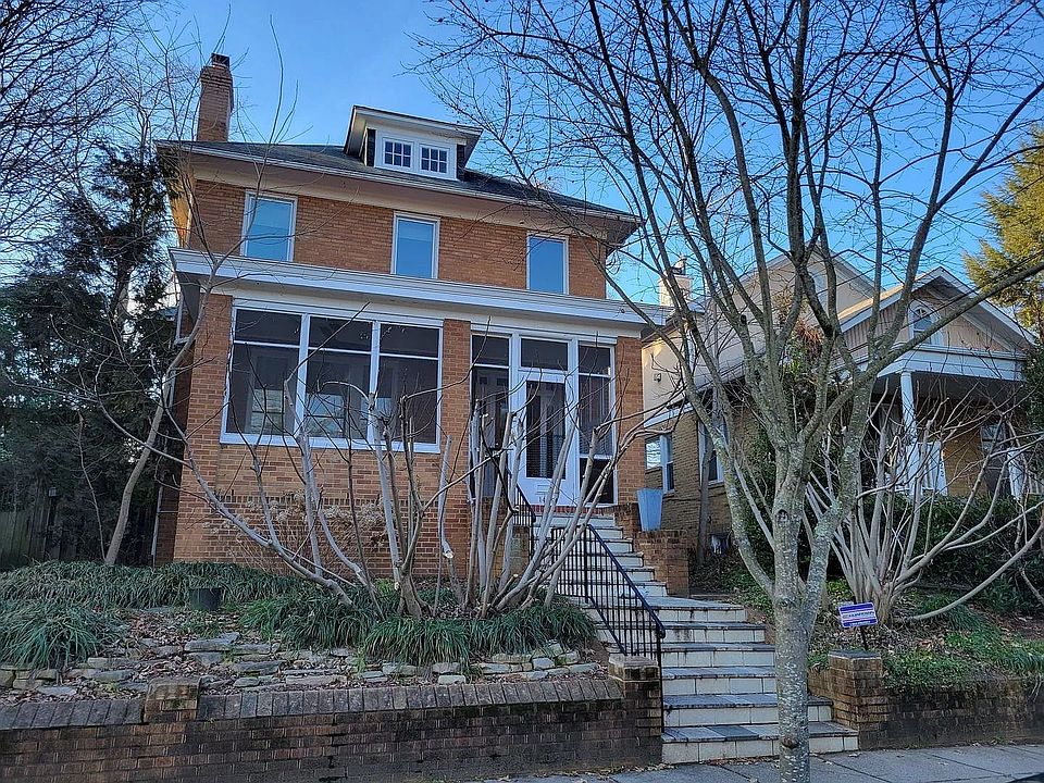 1st image of 1418 44th St NW #B