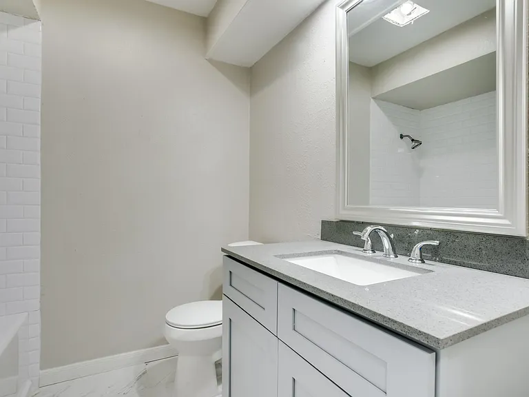 5102 Lakeridge Ct — Photo 21