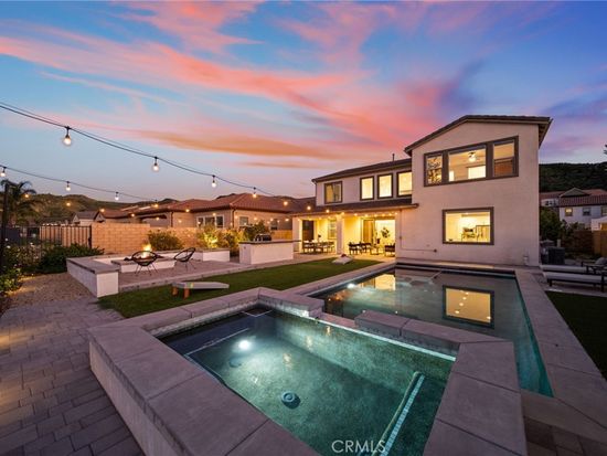18731 Big Cedar Dr, Santa Clarita, CA 91387