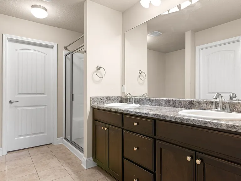 4599 Belvedere Cir — Photo 14