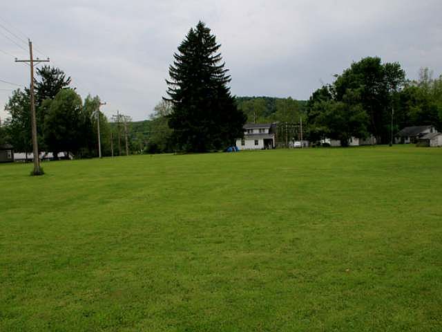 1st image of 258 Dalrymple St