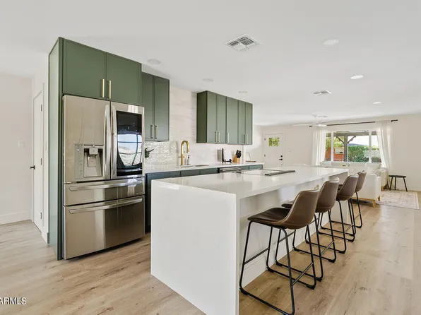 8438 E CATALINA Drive, Scottsdale, AZ 85251