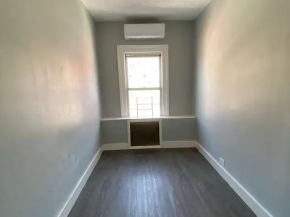 66 Herriot St, Yonkers, NY