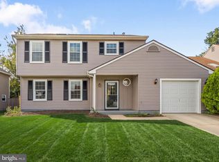 10 Sleepy Hollow Ln, Sicklerville, NJ 08081