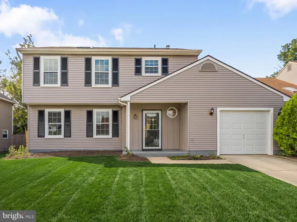 10 Sleepy Hollow Ln, Sicklerville, NJ 08081