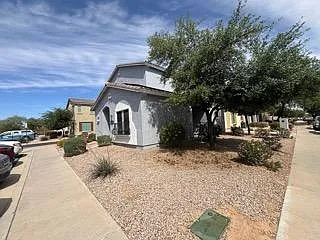 17716 W Mandalay Ln — Photo 3