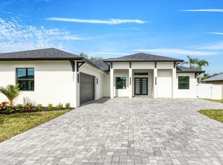 5641 NW Crocus Ave, Port Saint Lucie, FL 34986