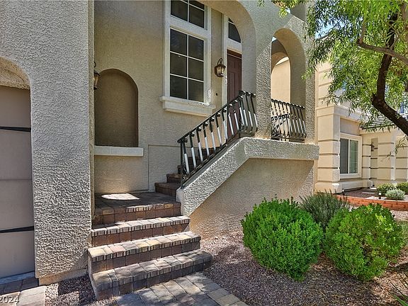 4th image of 1074 Sonoran Hope Ct