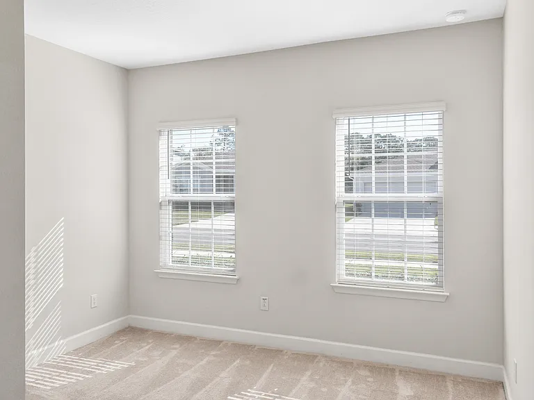 8351 Greenway Ave — Photo 17
