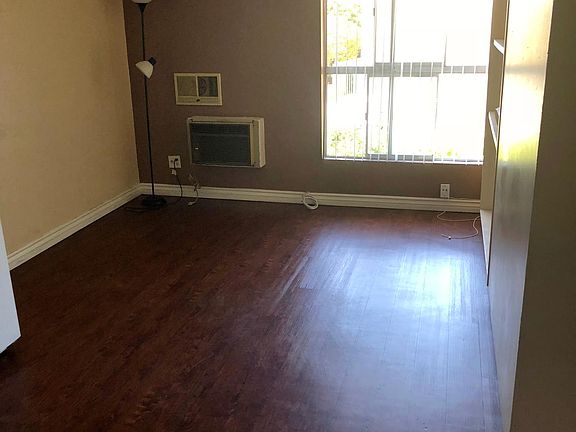 4th image of 8591 Mellmanor Dr APT 1