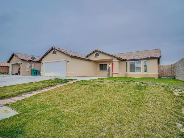 196 Aguirre Ave, Delano, CA 93215