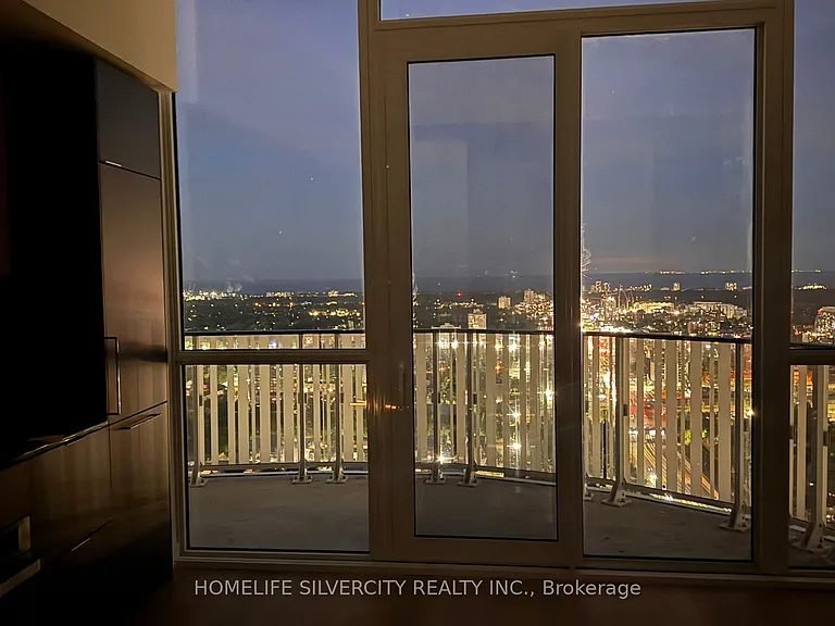 1 Fairview Rd E #3202 — Photo 9