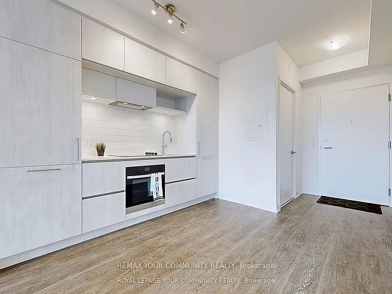 2 David Eyer Rd #421 — Photo 9