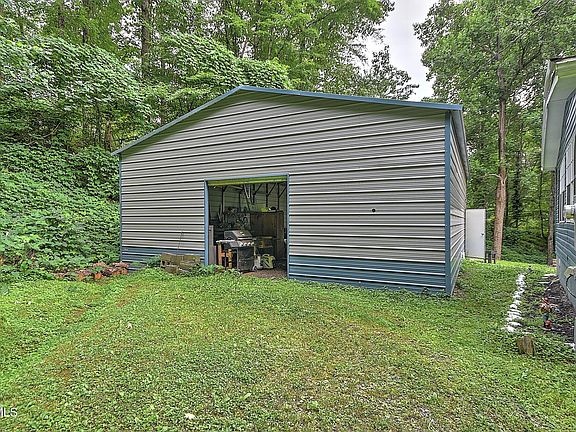4th image of 3026 Sugarcane Way