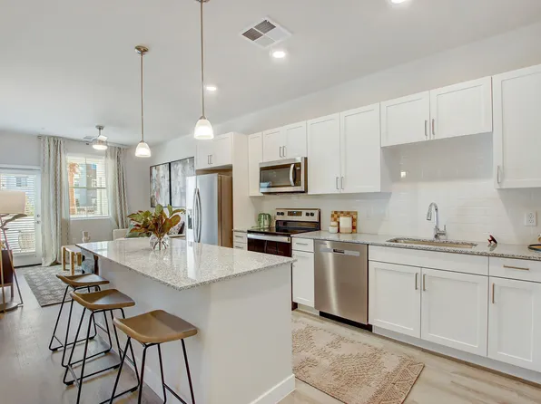 Ascend At Black Canyon