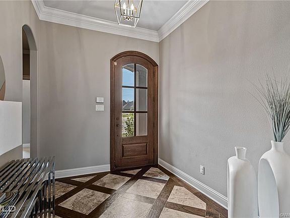 5th image of 1142 Laurel Creek Dr