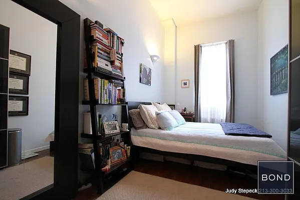 Rented by Bond New York | media 40